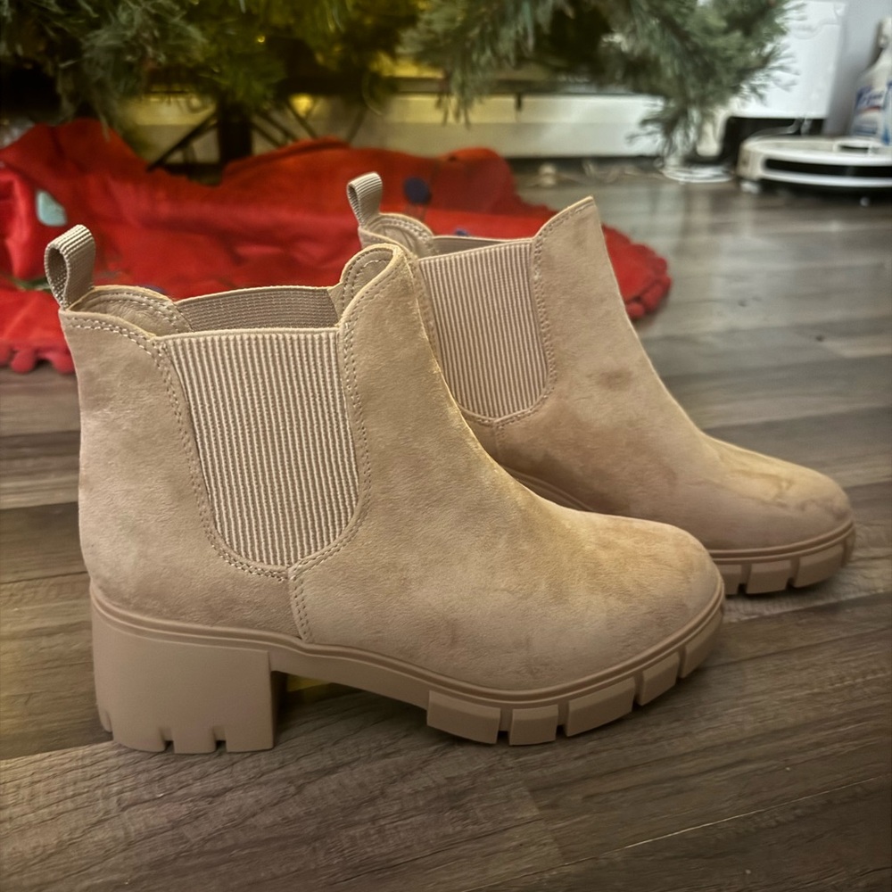 *New* Ankle booties for Women